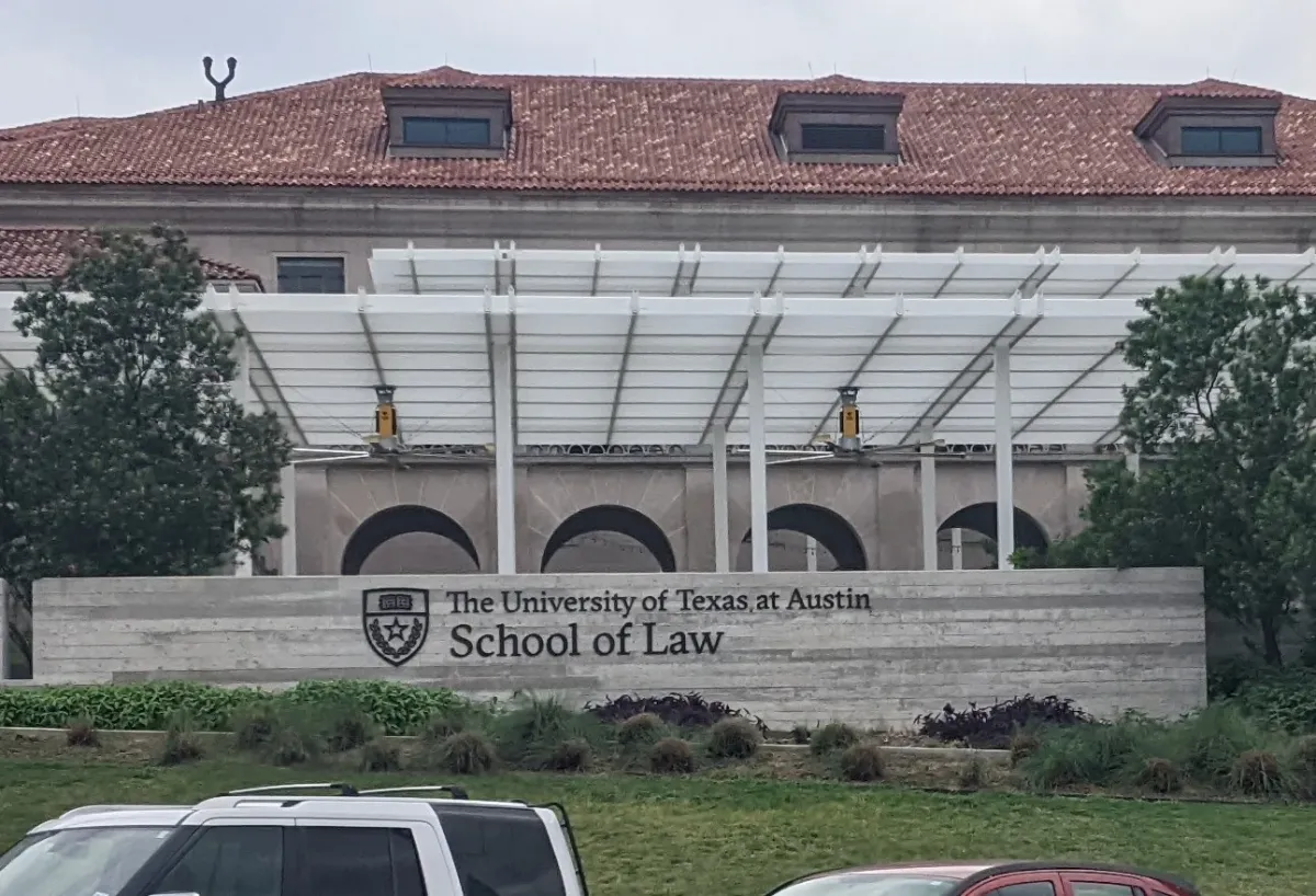 University of Texas at Austin School of Law