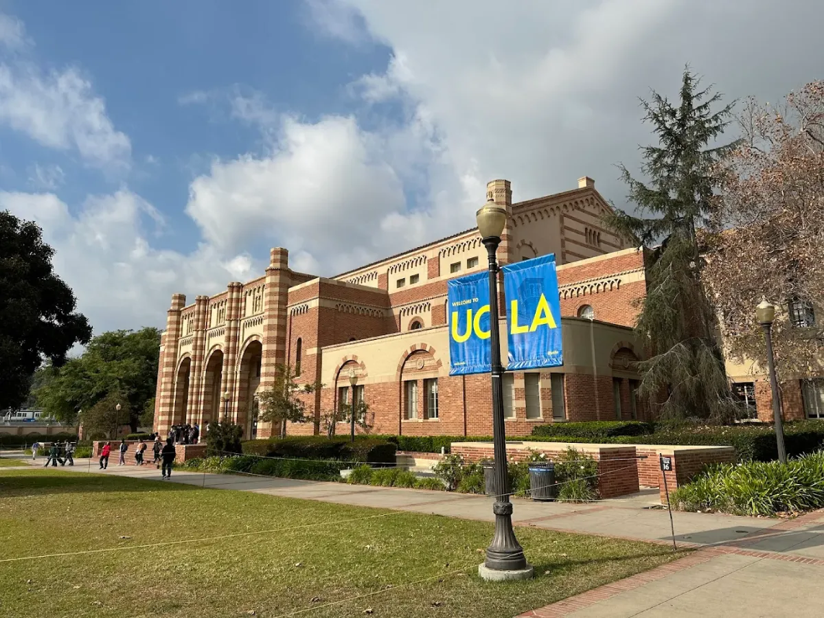 UCLA School of Law (University of California, Los Angeles)